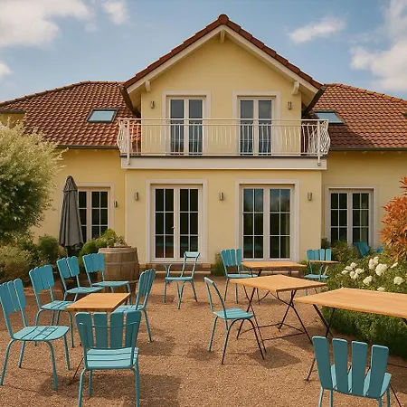 Am Weinberg Mit Garten Grosszuegig Luxurioes Villa