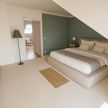 Villa Am Weinberg Mit Garten Grosszuegig Luxurioes *