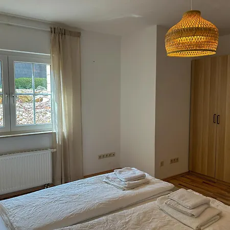 Villa Am Weinberg Mit Garten Grosszuegig Und Exklusiv * Гайзенхайм